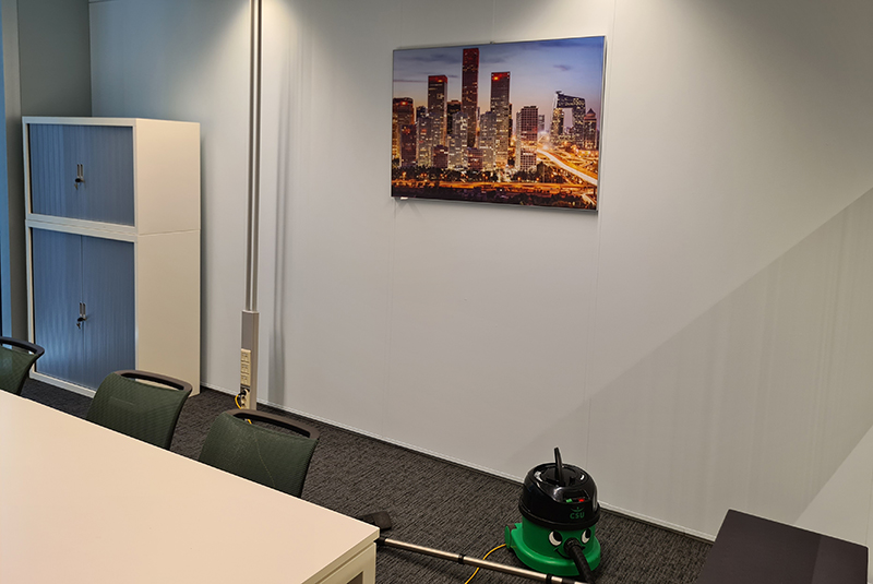 Schilderswereld heeft schilderwerk voor bedrijven waaronder een kantoorruimte wtc in amsterdam